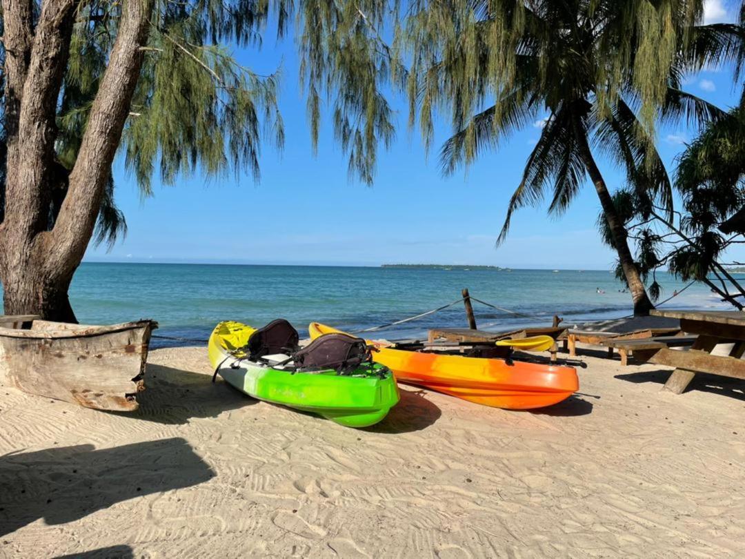 Auberge de jeunesse Mikadi Beach Camp & Backpackers à Dar es Salaam Extérieur photo