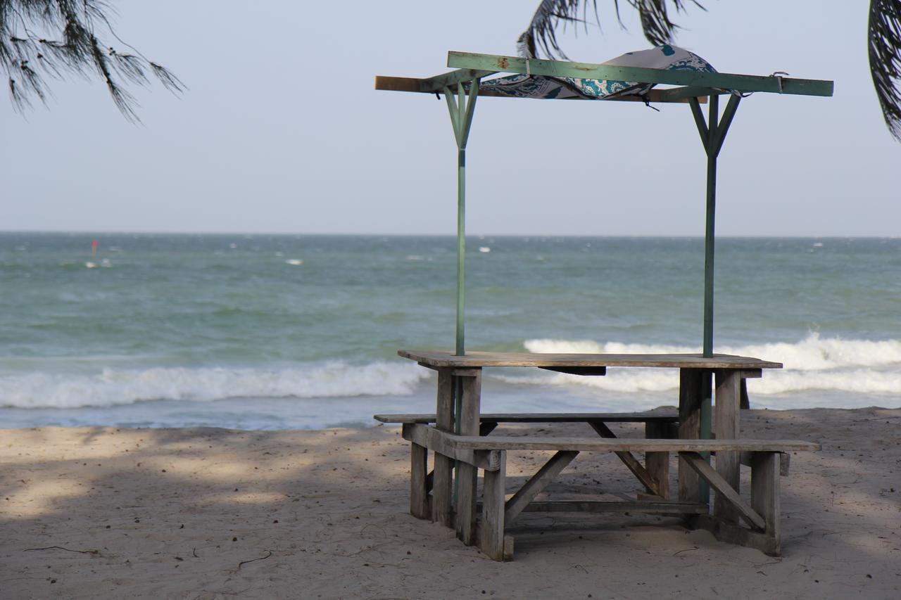 Auberge de jeunesse Mikadi Beach Camp & Backpackers à Dar es Salaam Extérieur photo
